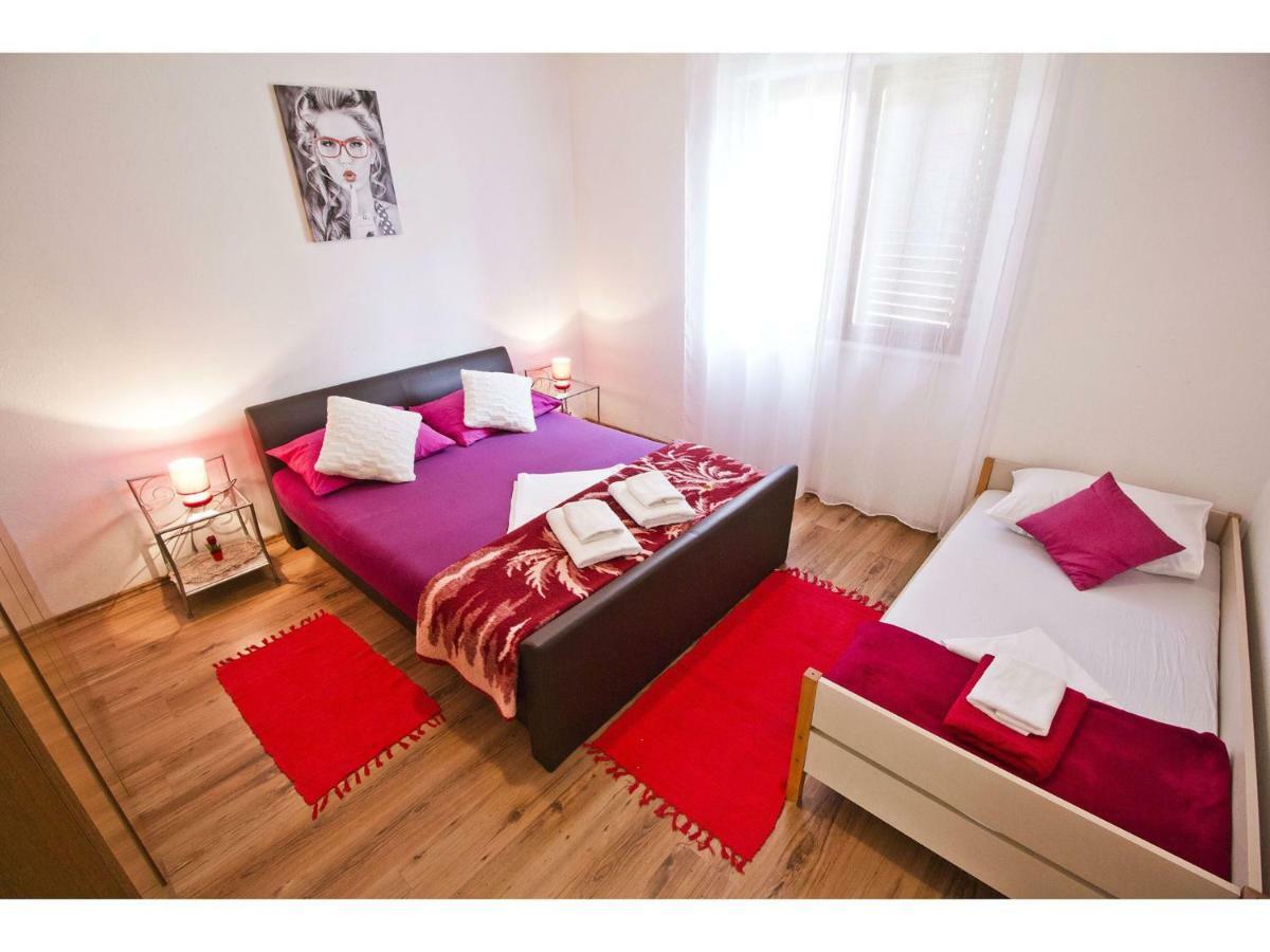 Apartment Josip Podstrana Esterno foto