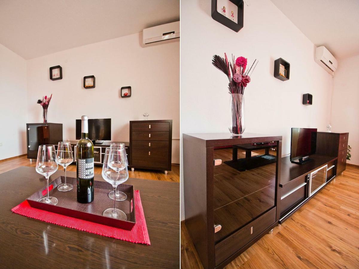 Apartment Josip Podstrana Esterno foto