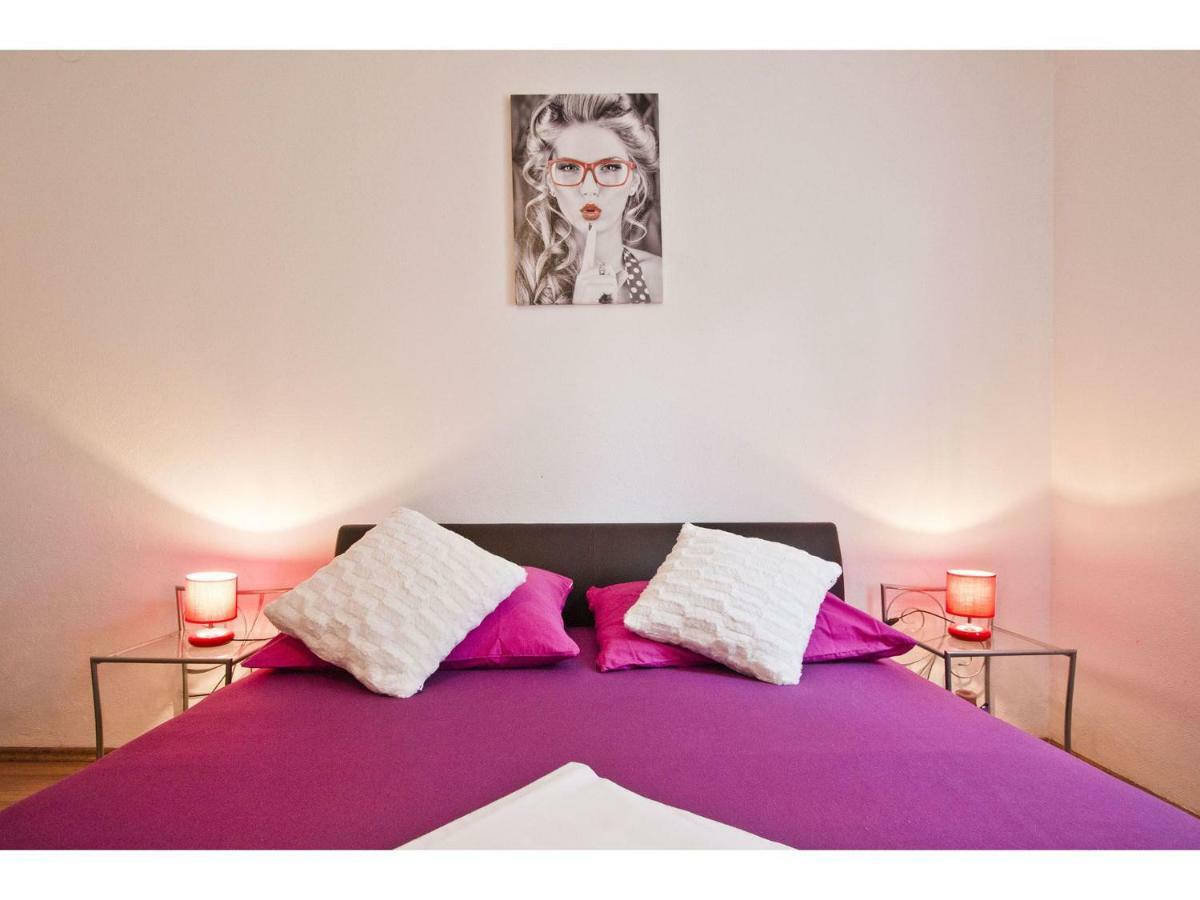 Apartment Josip Podstrana Esterno foto