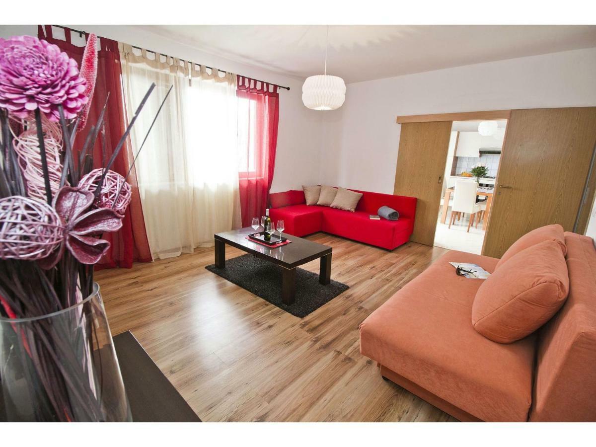 Apartment Josip Podstrana Esterno foto